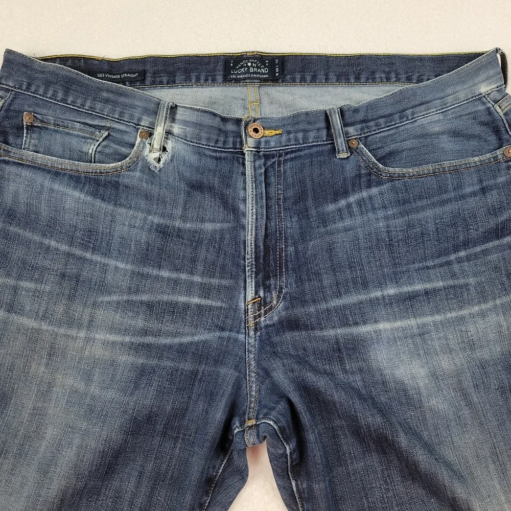 Thrashed Lucky Brand 363 Vintage Straight Candiani‎ 42 x 32 Cotton Blend READ***